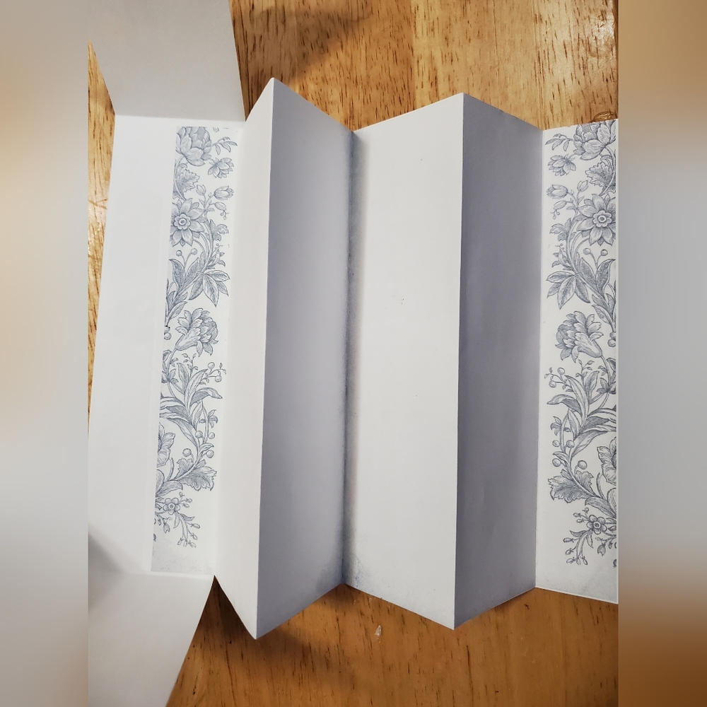 🙏 HAND CRAFTED Set of 3 yellow booklet with ribbon closure - Picture 8 of 10
